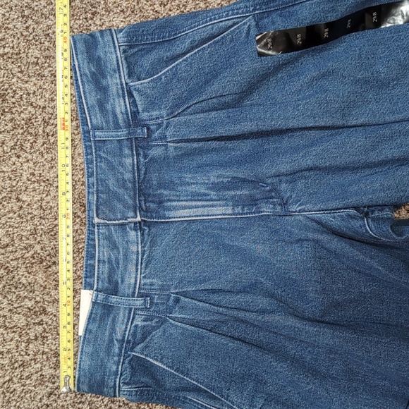 Banana Republic Luxe Wide Leg Pleated High Rise Jeans Modern NEW Size 29 - Picture 4 of 16